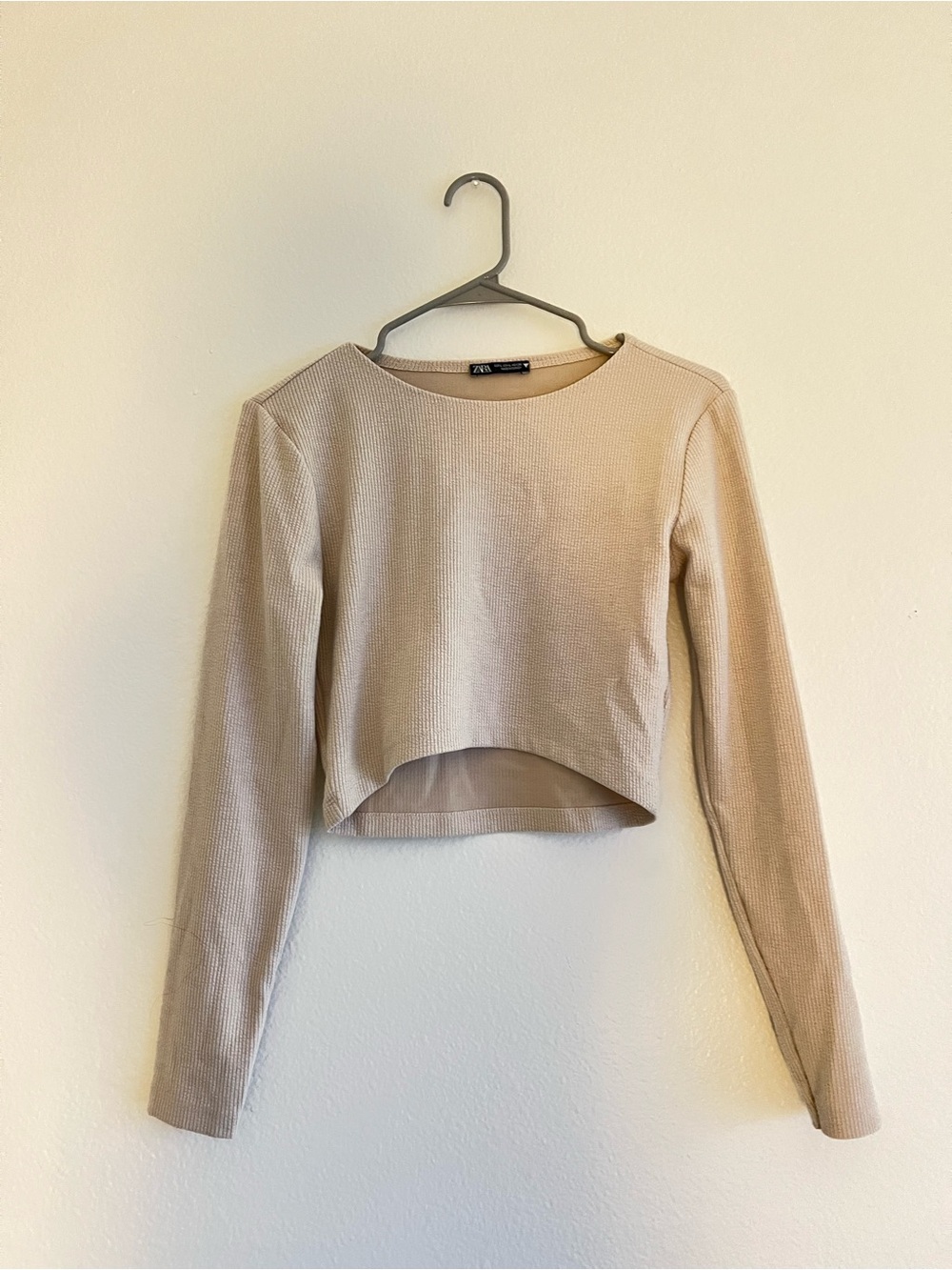 Zara Neutral Beige Ribbed Cropped Long-Sleeve Top